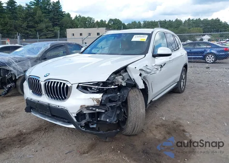 2021 BMW X3 xDrive30I z USA, uszkodzony, nr VIN 5UXTY5C06M9F81764